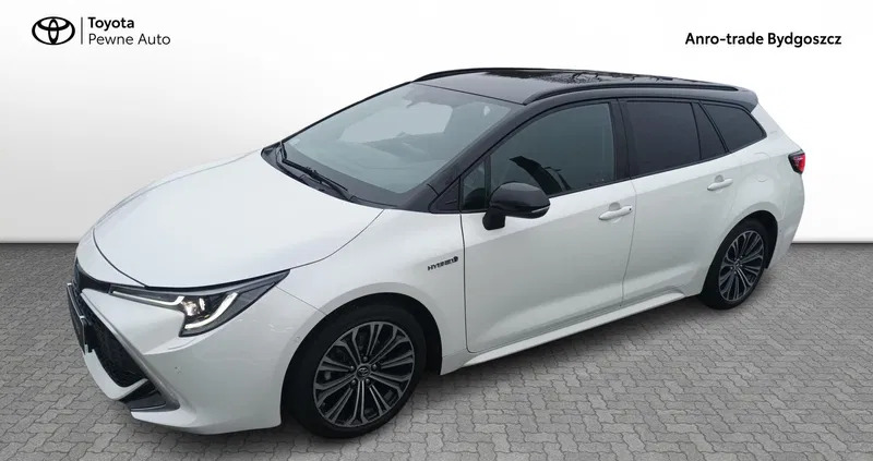 toyota kujawsko-pomorskie Toyota Corolla cena 90300 przebieg: 131109, rok produkcji 2019 z Nowy Staw